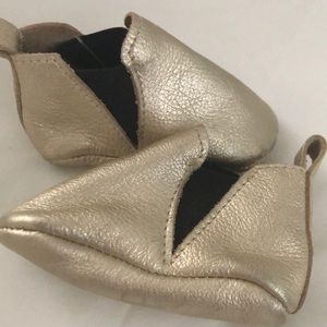 Freshly Picked Chelsea Booties- Platinum